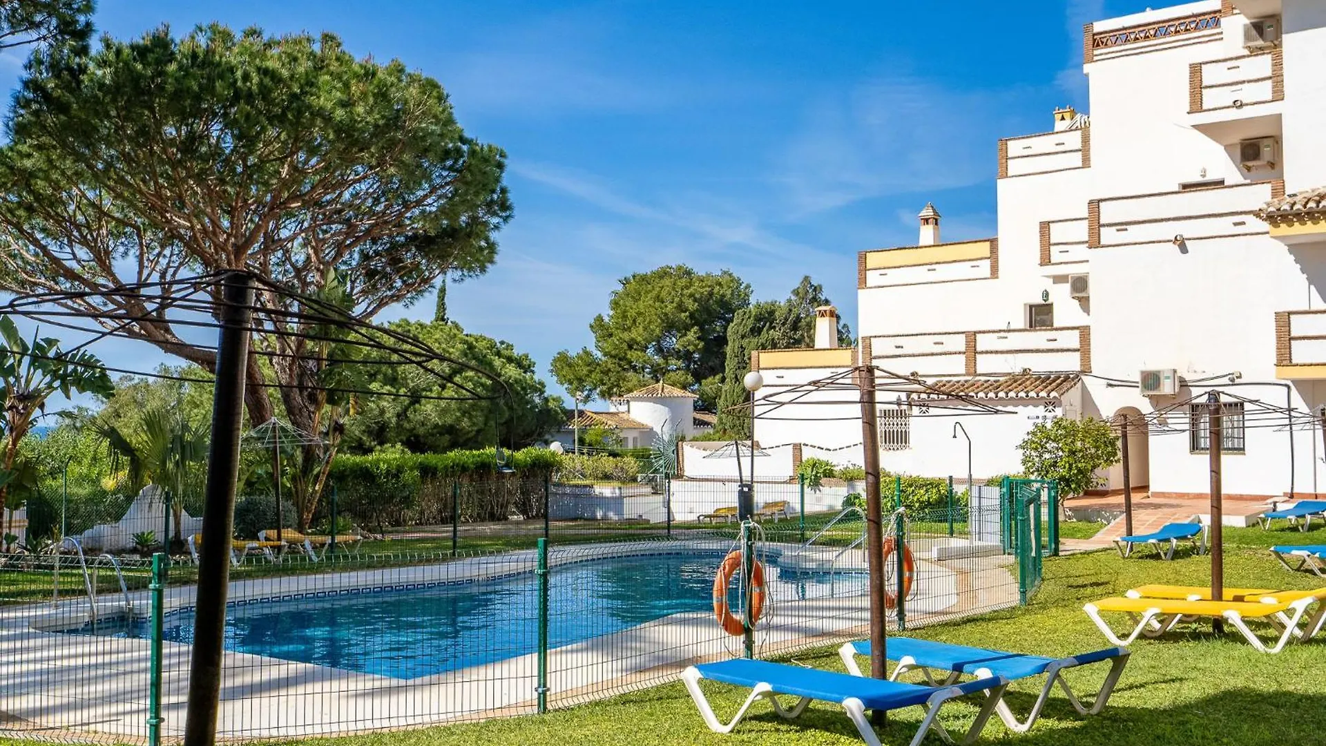 Delux Beach Apartment-Lujoso Apartamento De Playa MIJAS COSTA 0*,  Espanha